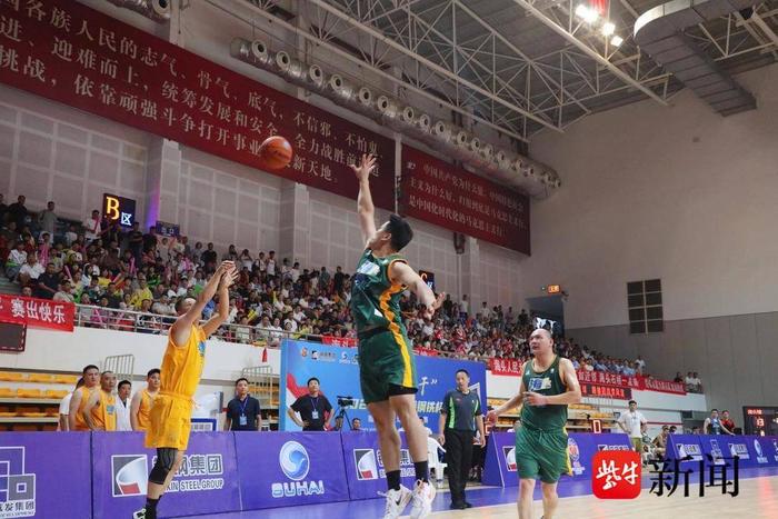 BOB半岛官网-黄海之滨上演“灌篮高手” 全民“赣超”燃情收官