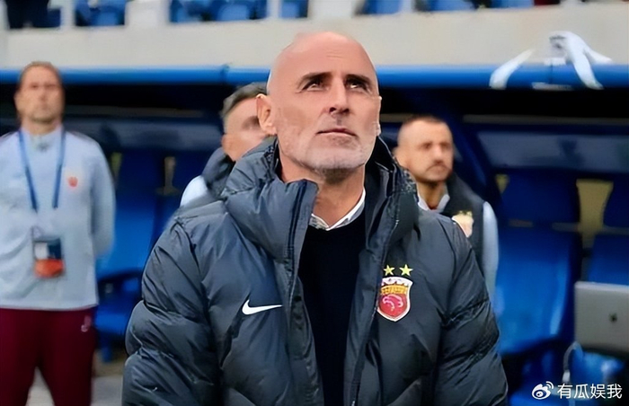 BOB半岛-上港无缘超级杯冠军并不是坏事！未来解决两个问题，中超还能争冠|上海海港|上港队|穆斯卡特|足协杯|北京国安_新浪体育_新浪新闻