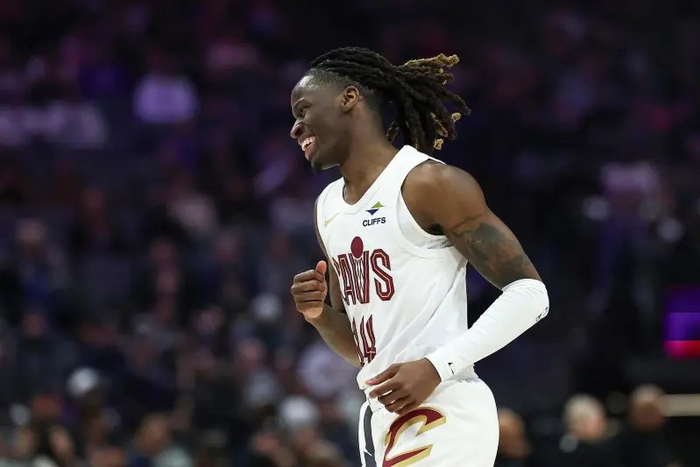 BOB半岛体育-骑士替补阵容太好用了！施罗德主导，3配角辅助，二四节主导赢分|克利夫兰骑士队|丹尼斯-施罗德|丹尼斯·施罗德|NBA常规赛|底特律活塞队_新浪体育_新浪新闻