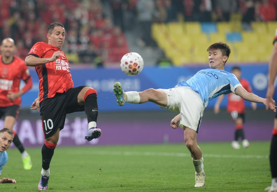 BOB半岛体育-中超揭幕战 成都蓉城主场5-1大胜深圳新鹏城