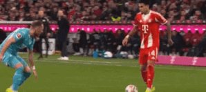 BOB半岛体育-【德甲】迪亚斯进3球造2点,拜仁5比1大胜十人霍村